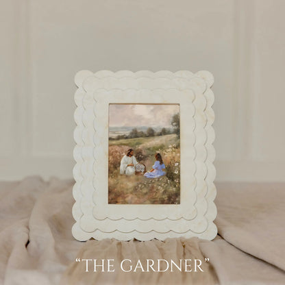 White Scalloped Frame - 5x7